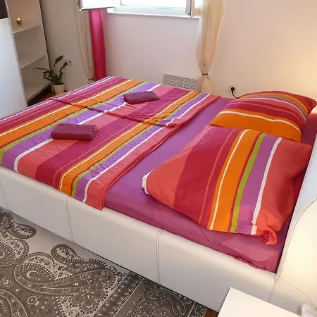 Yasmine Apartment *